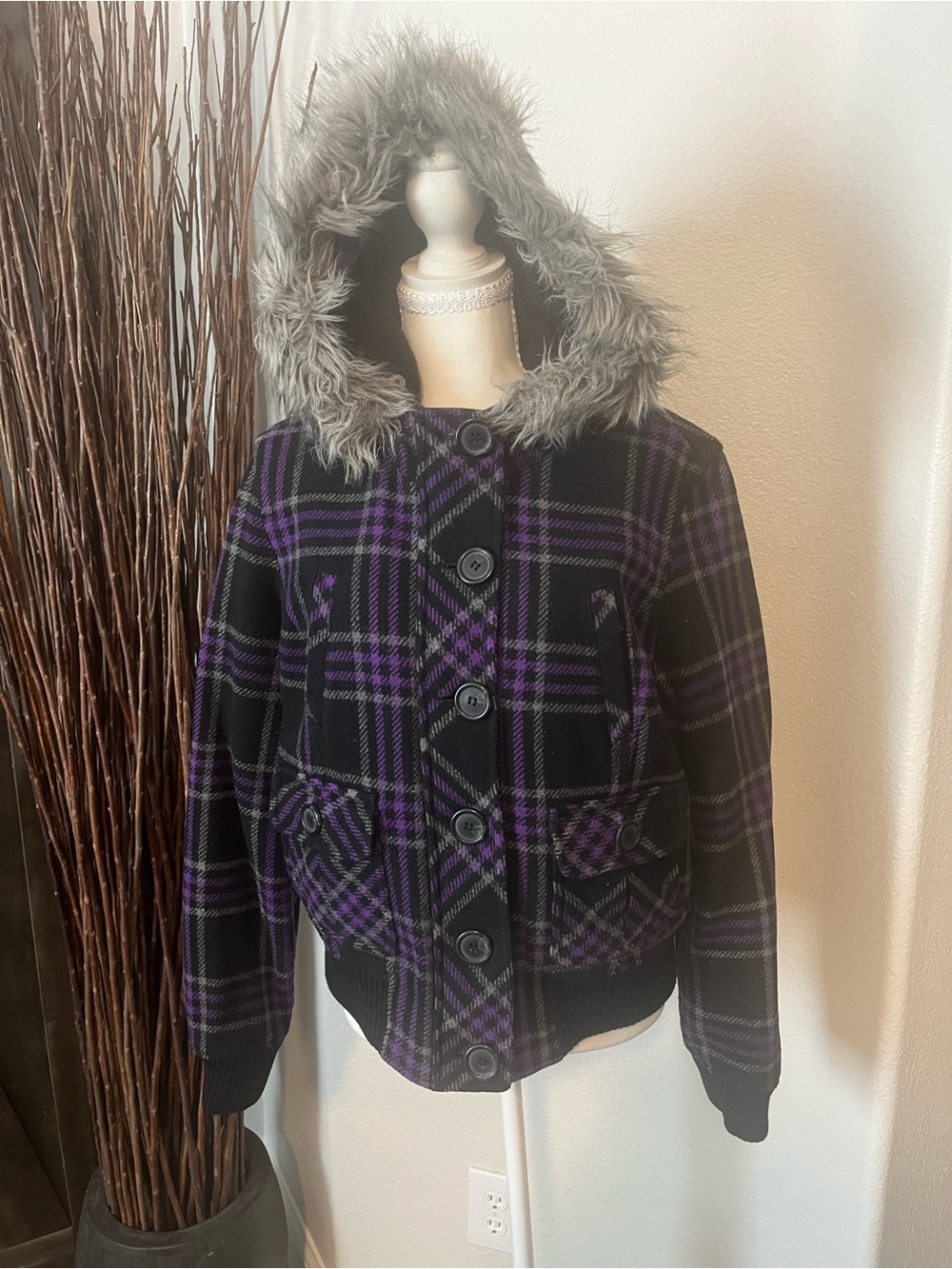 Aeropostale Black & Purple Plaid Hooded Puffer Jacket with Faux Fur Trim